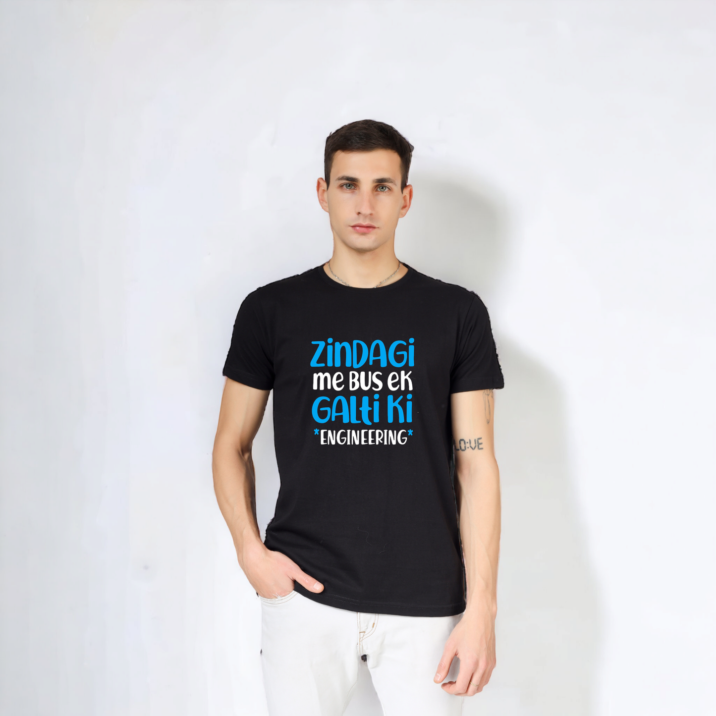 ZINDAGI ME BAS PRINT UNISEX T-SHIRT